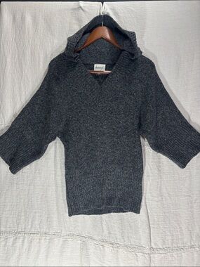 Kenji Charcoal Wool Blend Hooded Knit Pullover Sweater EUC Small Dolman